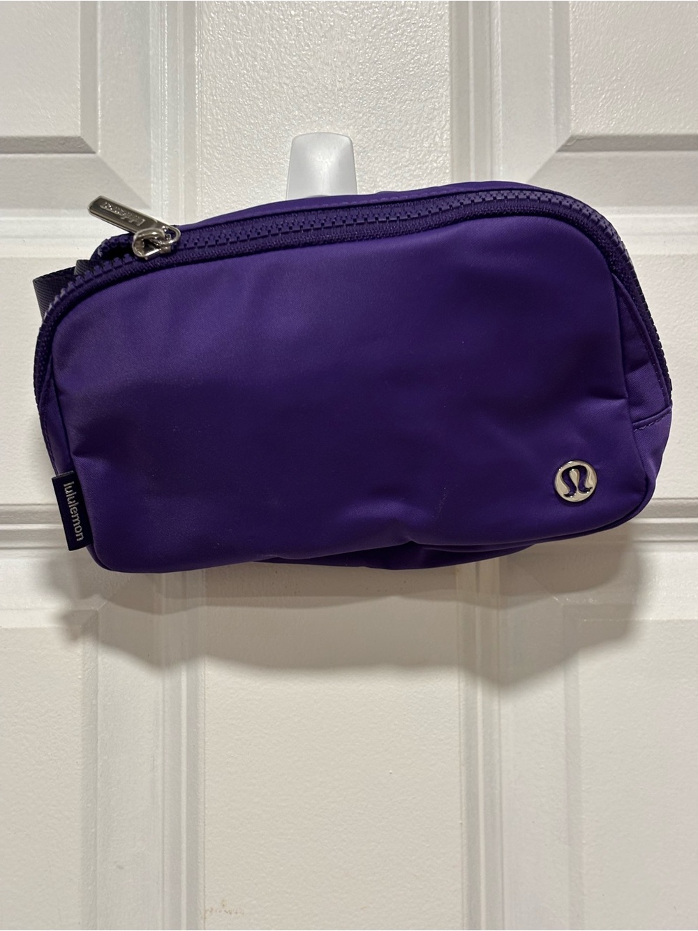 lululemon athletica Purple Everyday belt bag. NWT